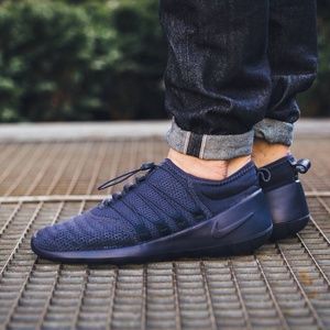 NIKE PAYAA PREM QS Men's 9.5 807738001 Sneakers Black w/Box